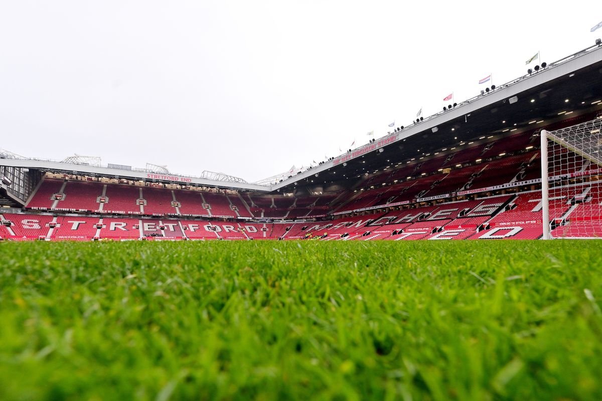 Manchester United v Everton