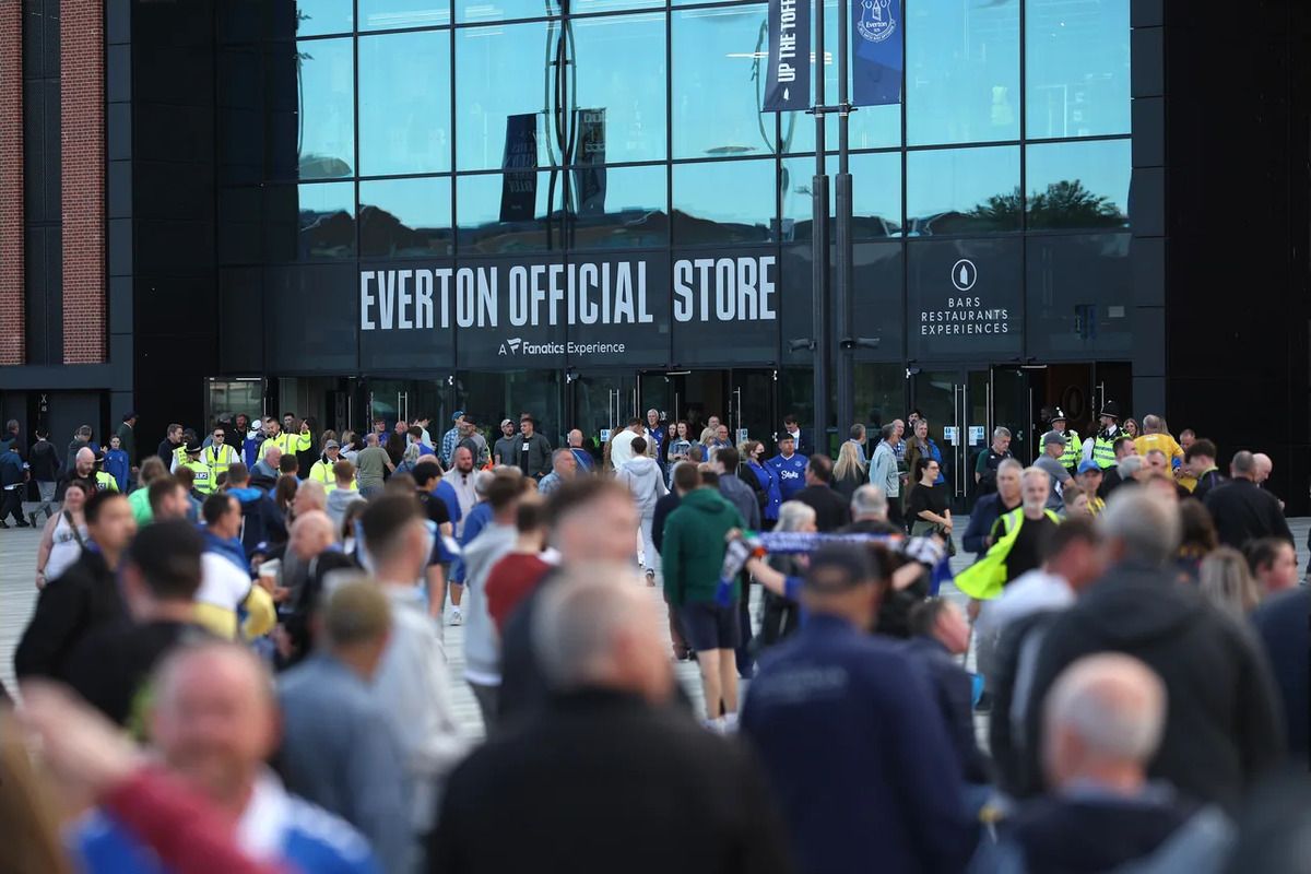 Everton Merchandise & Retail