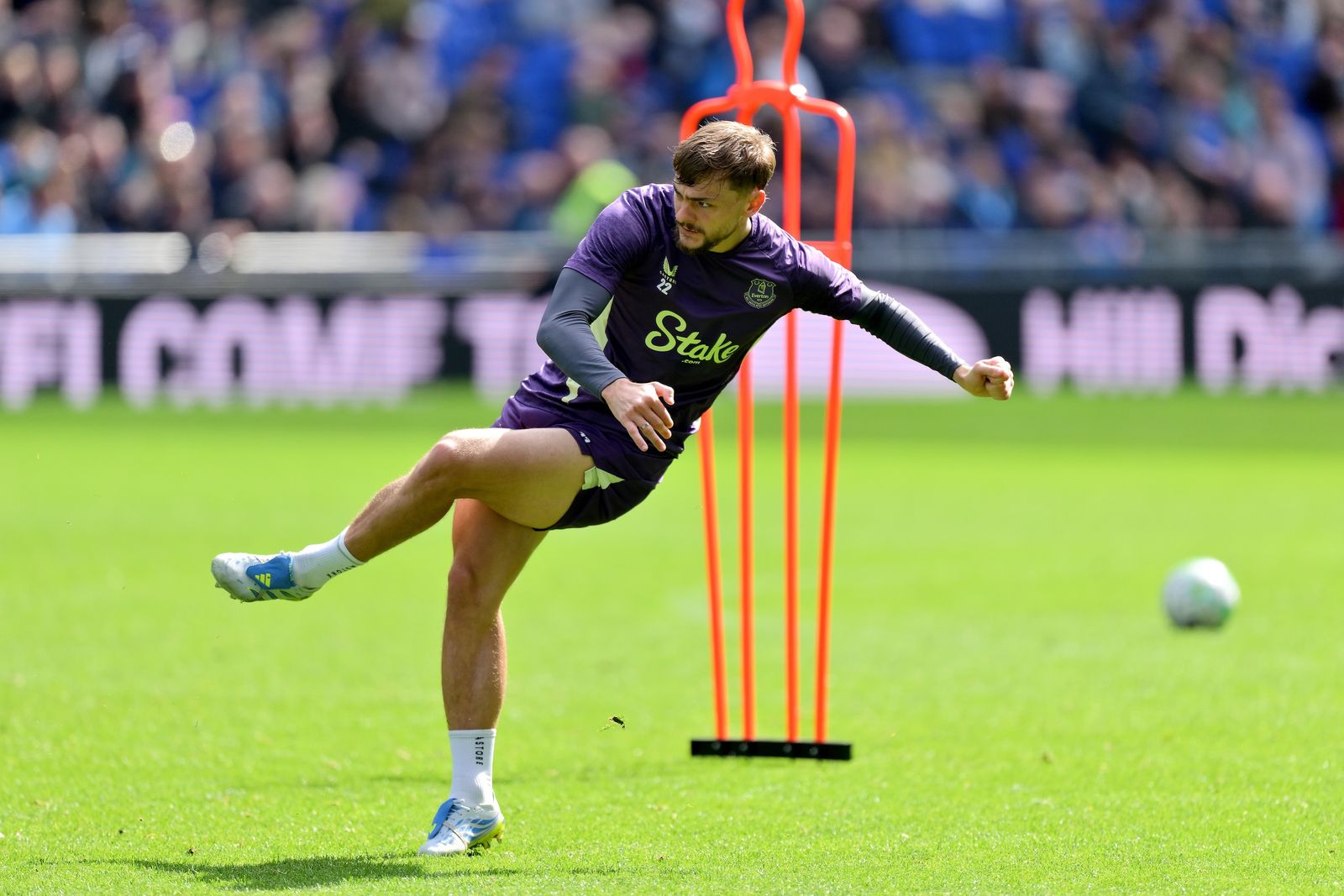Gallery: Everton In Open Training At Hill Dickinson Stadium