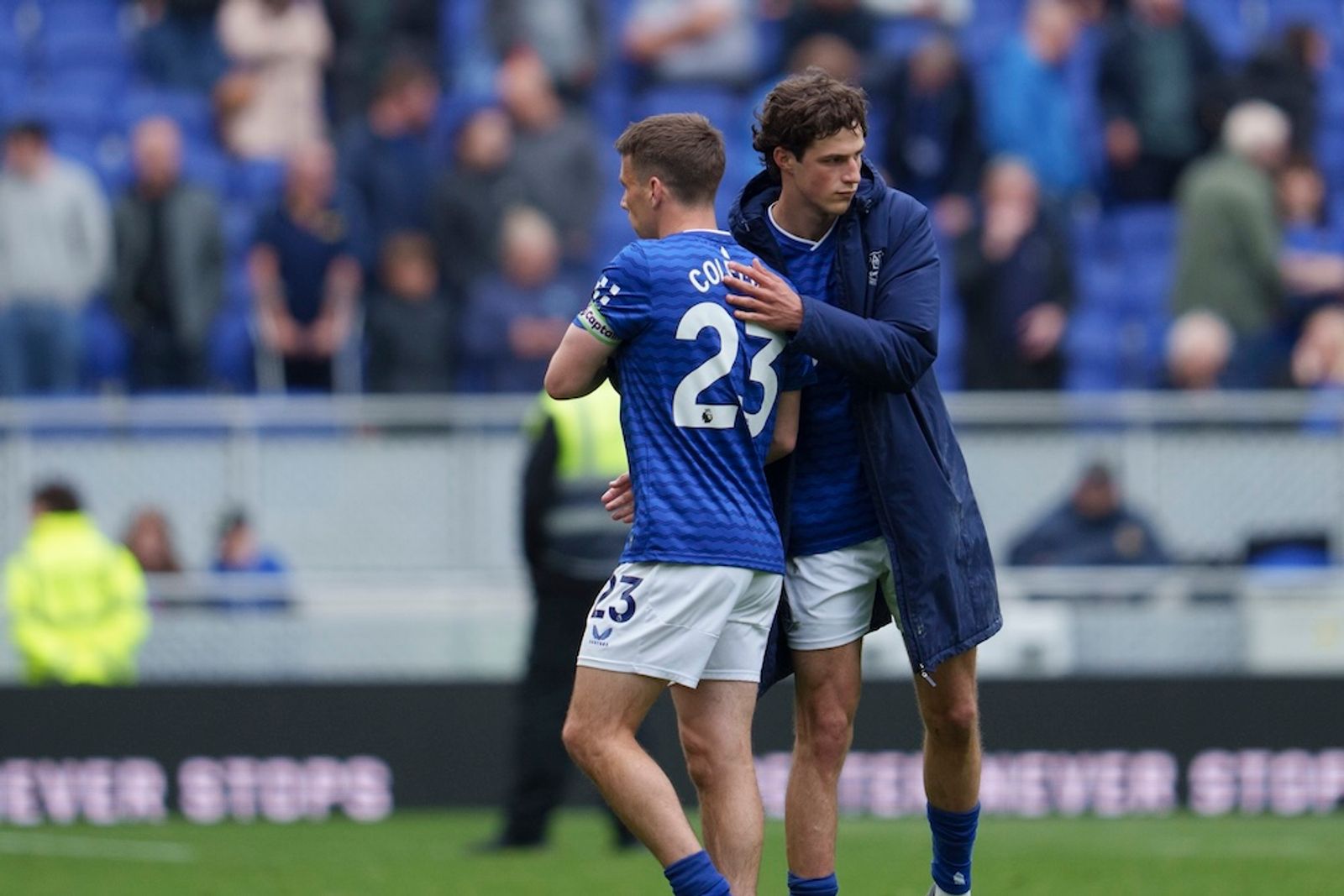 Röhl Pays Tribute To ‘Idol’ Coleman After First Everton Goal