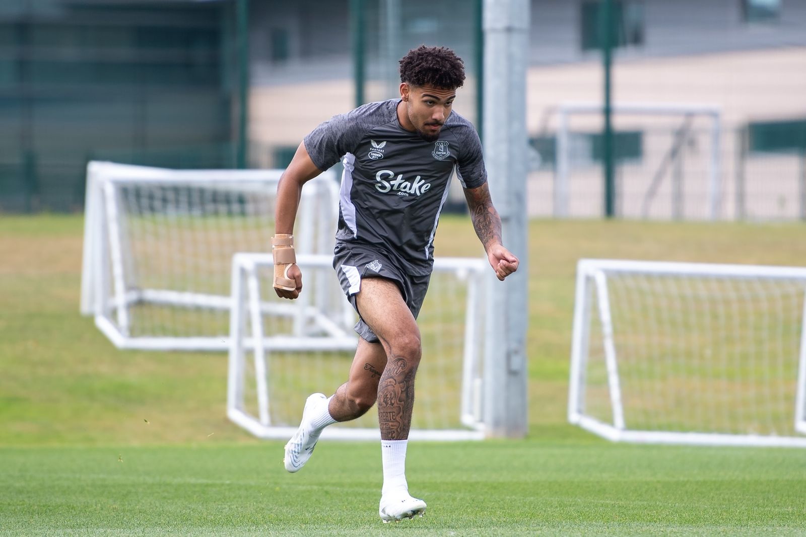 Okoronkwo Loaned To Doncaster After Lincoln Recall