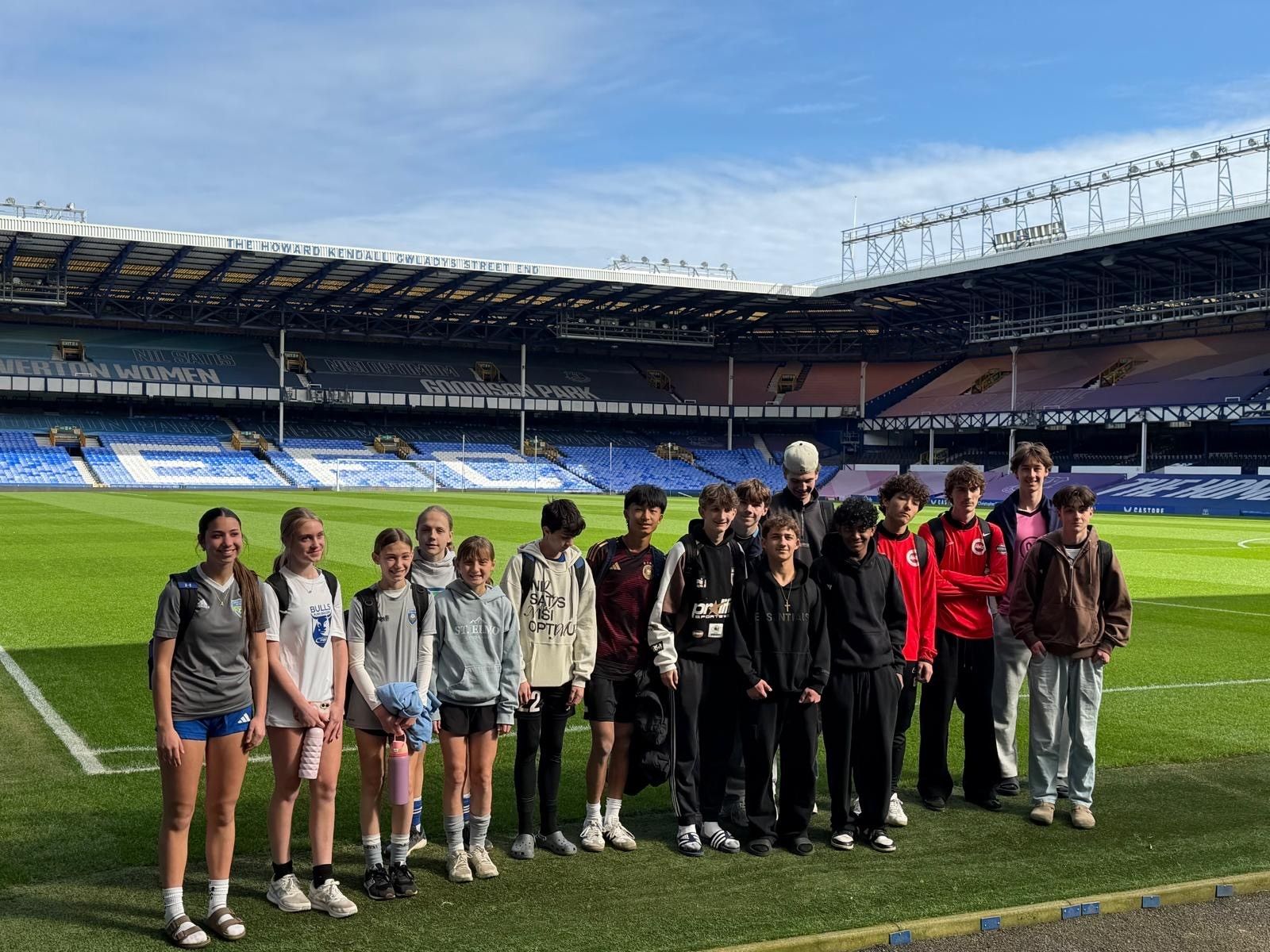 US Youngsters Given Finch Farm And Stadium Experience As Part Of International Academy Initiative