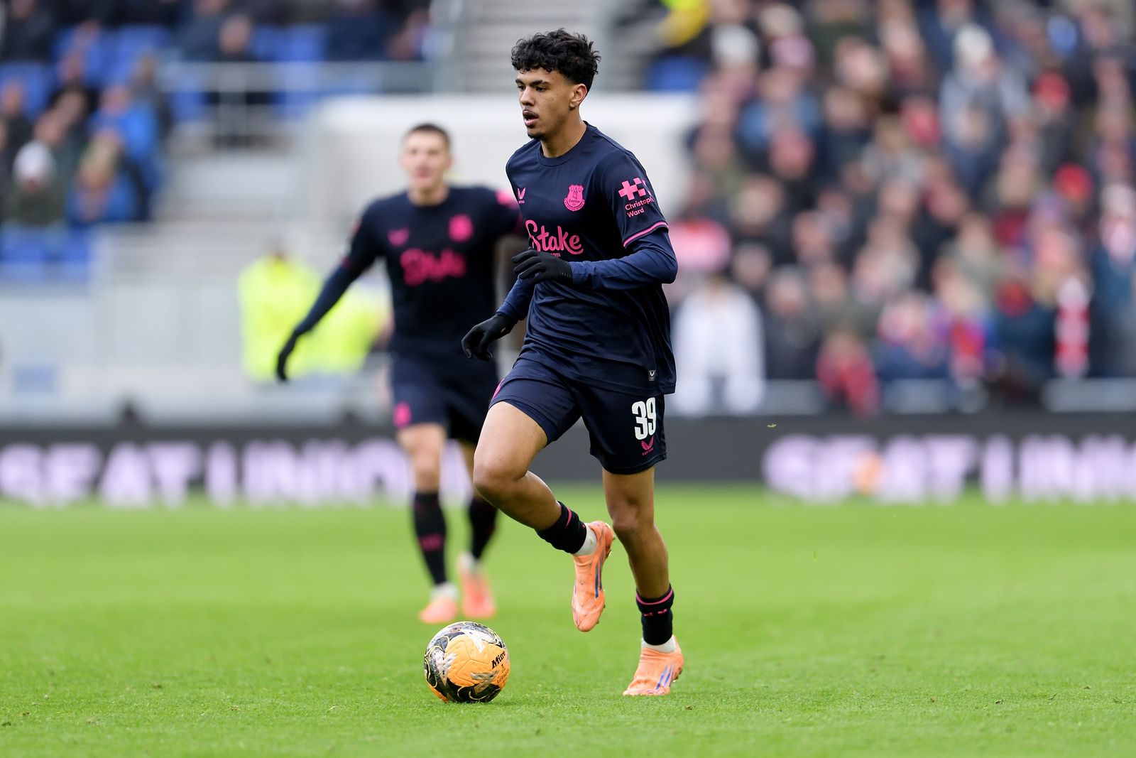 Aznou's 'Street Football' Influence & Future Everton Hopes