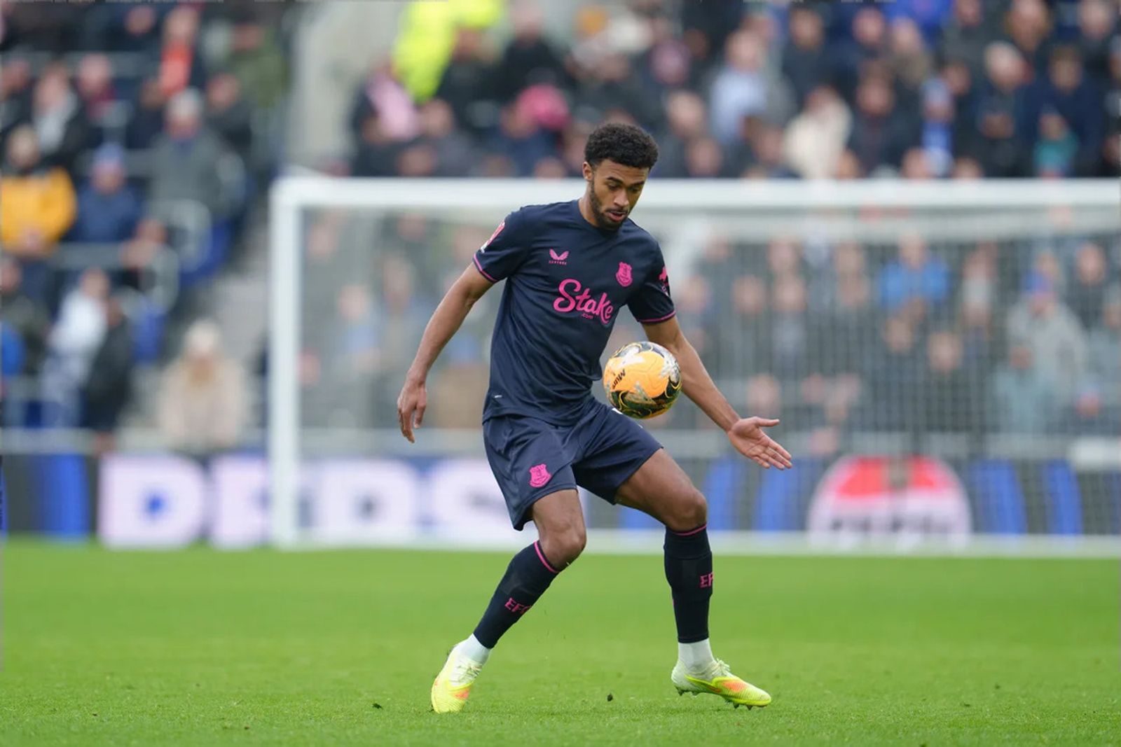 Everton Defender Joins Port Vale On Loan